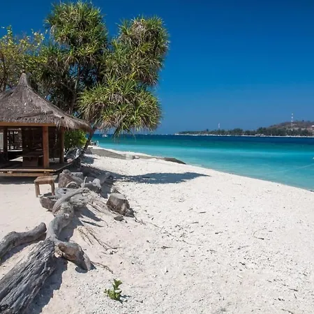 Serenity Luxurious Beachfront Villa & Spa With Private Infinity Pool, 8 Guests Gili Air Exterior photo