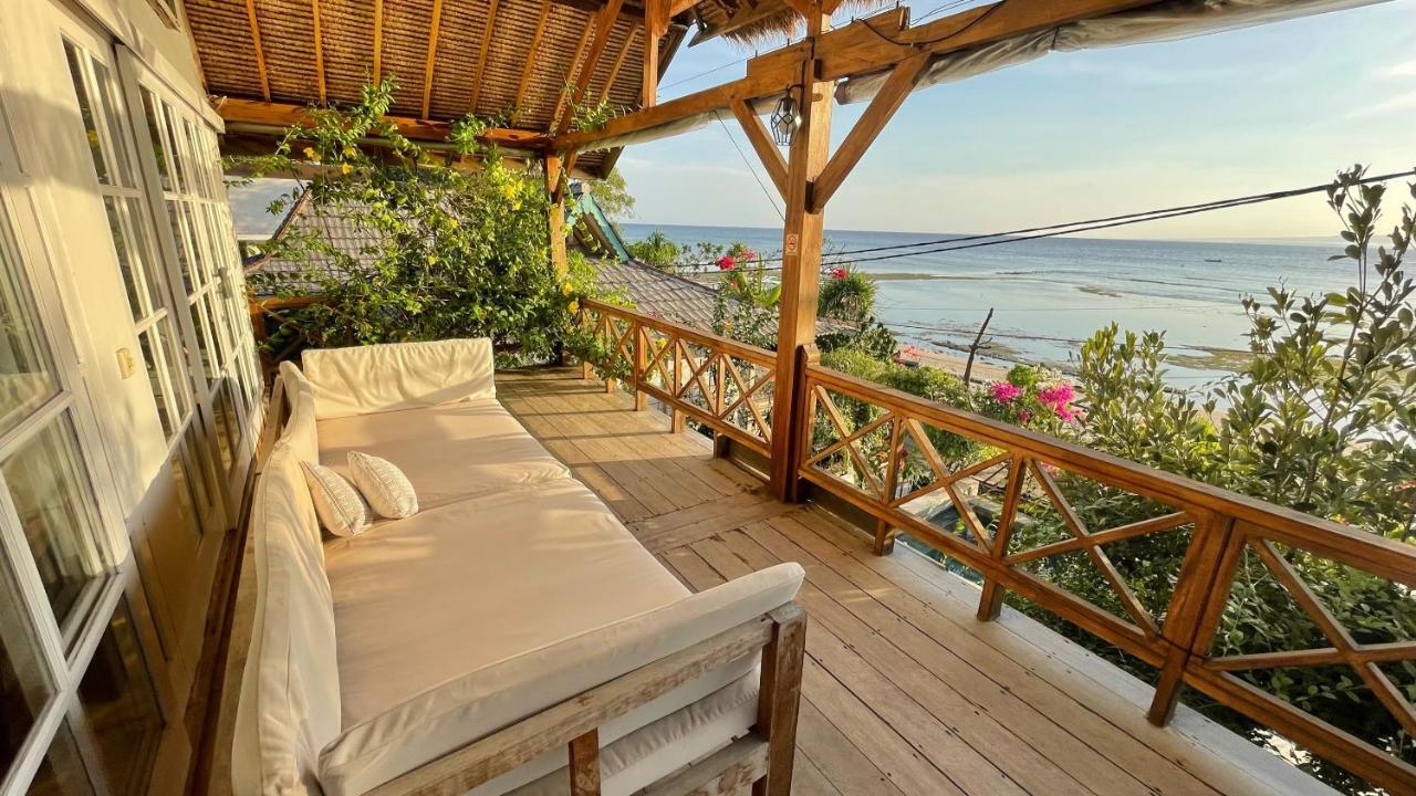 Serenity Luxurious Beachfront & With Private Infinity Pool, 8 Guests *