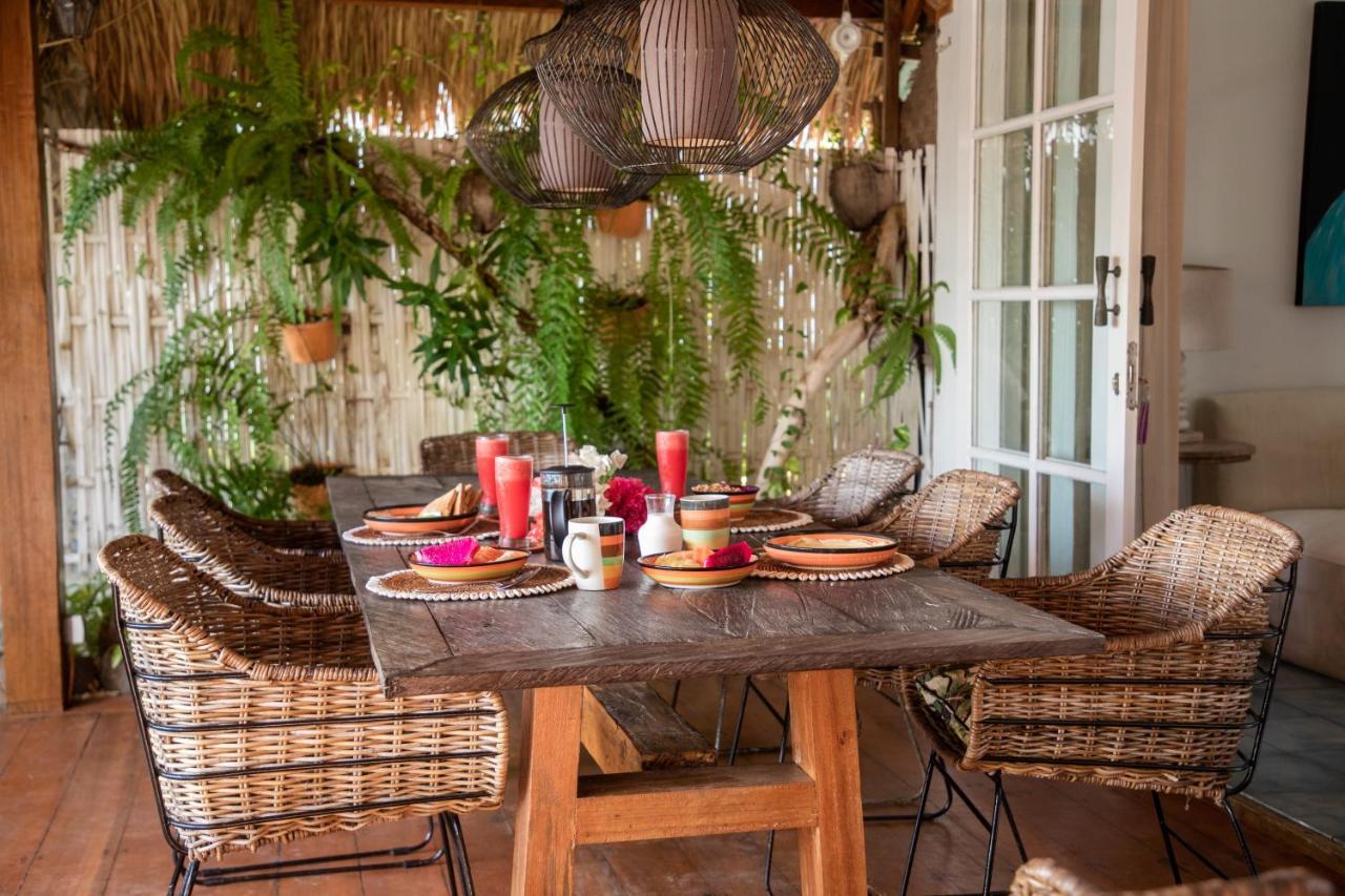 Villa Serenity Luxurious Beachfront & With Private Infinity Pool, 8 Guests Gili Air