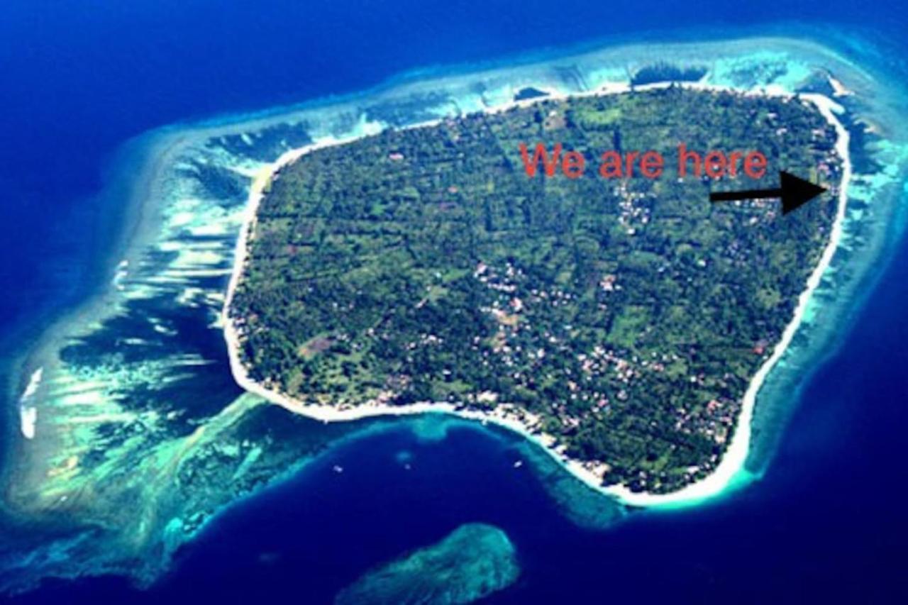 Serenity Luxurious Beachfront & With Private Infinity Pool, 8 Guests Villa Gili Air
