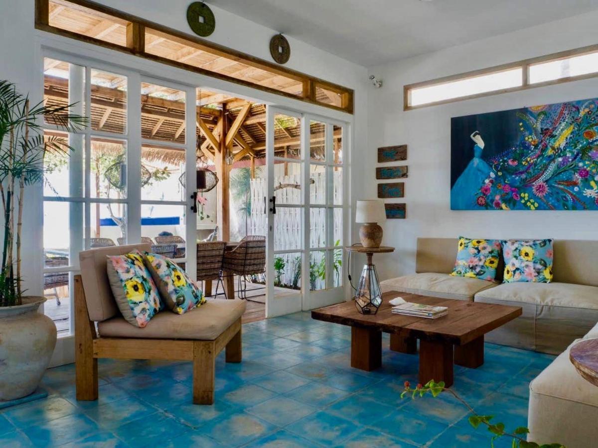 Serenity Luxurious Beachfront & With Private Infinity Pool, 8 Guests * Gili Air