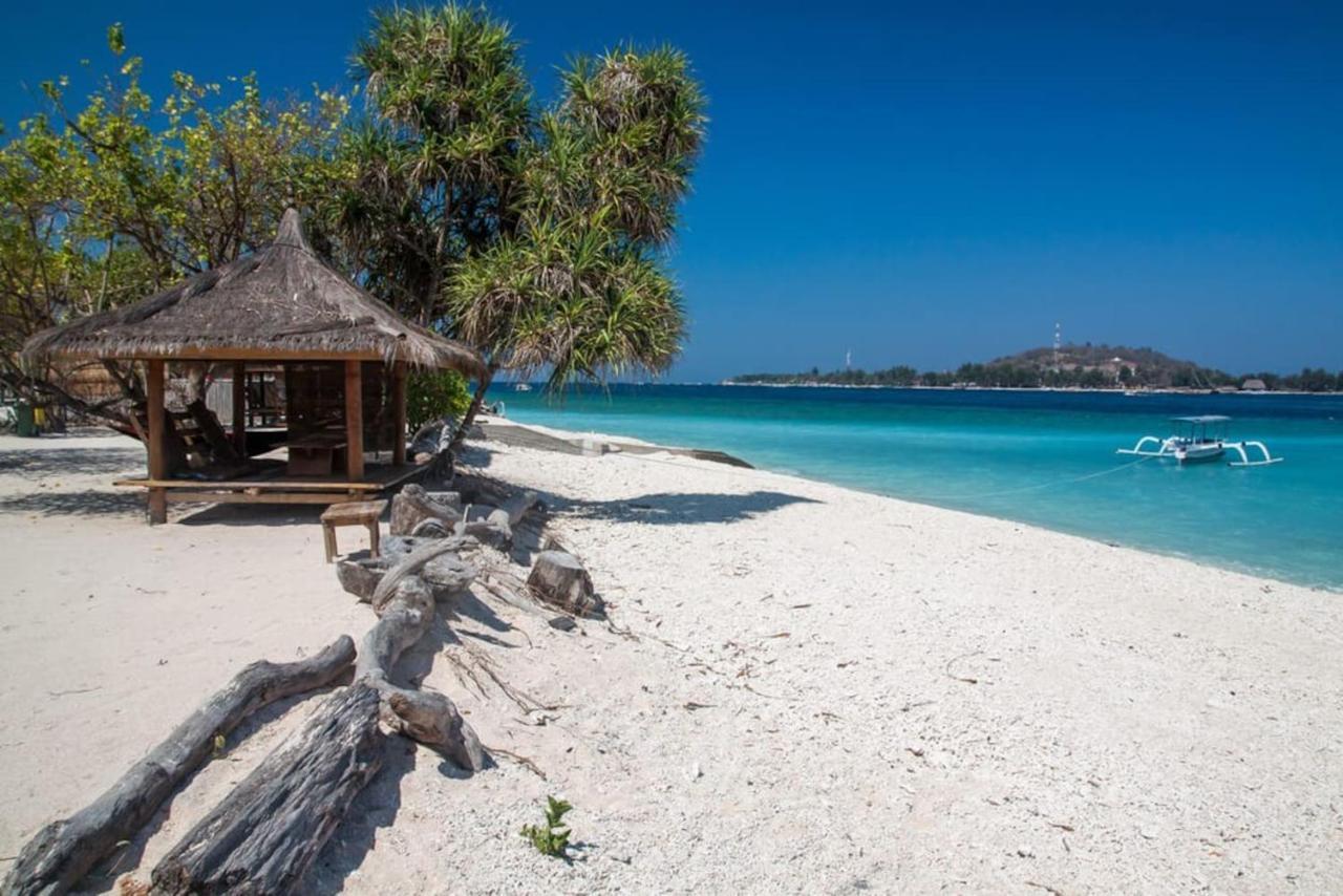 Serenity Luxurious Beachfront & With Private Infinity Pool, 8 Guests Villa *